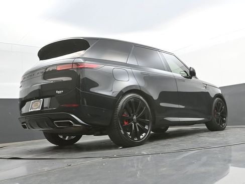 Used 2024 Land Rover Range Rover Sport Dynamic SE image 38