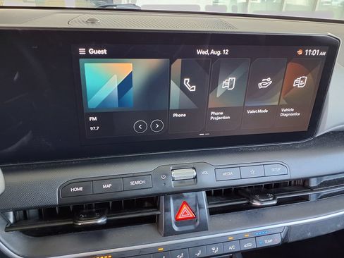 Used 2025 Kia K4 FWD image 28