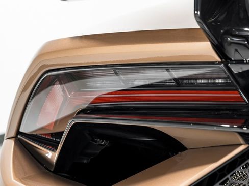 Used 2024 Lamborghini Huracan Tecnica RWD image 53