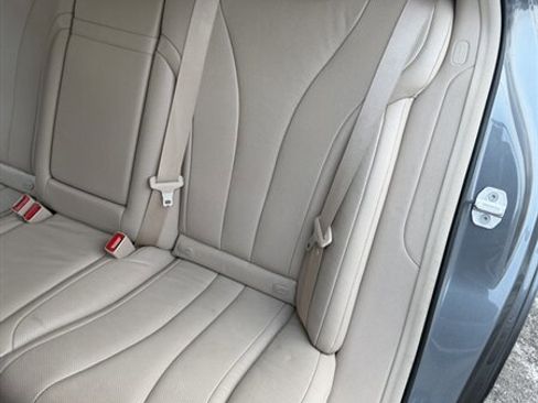 Used 2017 Mercedes-Benz S 550 4MATIC Sedan w/ Premium Package image 45