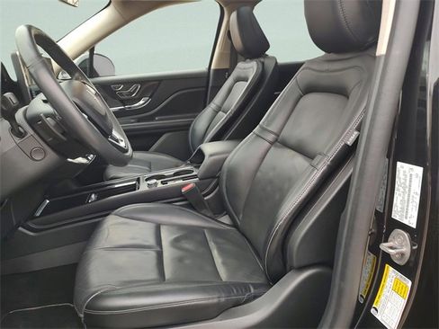 Used 2023 Lincoln Corsair Reserve w/ Equipment Group 201A image 28