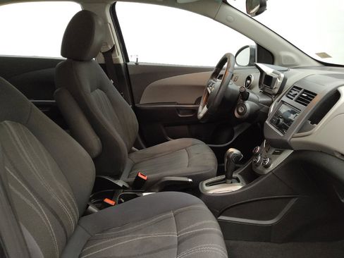 Used 2015 Chevrolet Sonic LT FWD image 21