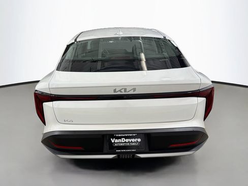Used 2025 Kia K4 FWD image 8