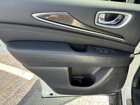 Used 2020 INFINITI QX60 Luxe w/ Essential Package image 15