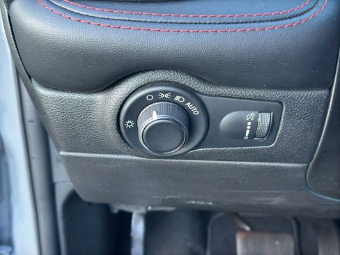 Used 2023 Dodge Durango GT image 24