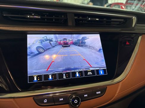 Used 2021 Buick Encore GX Essence w/ Advanced Technology Package FWD image 24