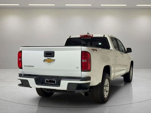 Used 2019 Chevrolet Colorado LT w/ LT Convenience Package AWD/4WD image 3