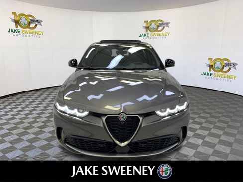 New 2024 Alfa Romeo Tonale Ti AWD/4WD image 3