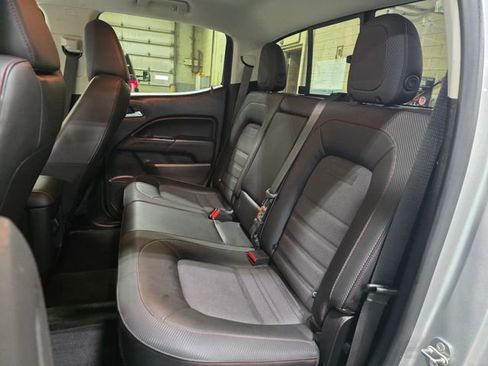 Used 2017 GMC Canyon SLE w/ All Terrain X Package image 22