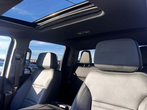 Used 2023 GMC Sierra 3500 Denali w/ Denali Ultimate Package image 25