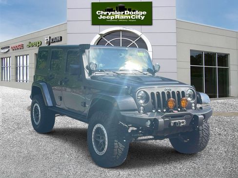 Used 2014 Jeep Wrangler Unlimited Sport w/ Quick Order Package 24S AWD/4WD image 4