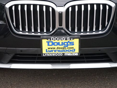 Used 2022 BMW X3 xDrive30i AWD/4WD image 11