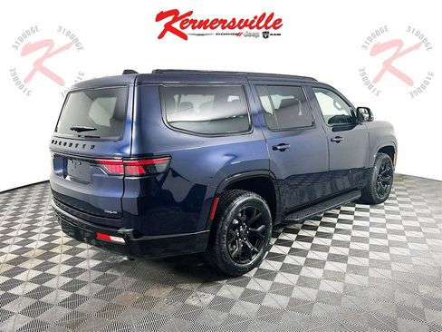 New 2025 Jeep Wagoneer Series II w/ Convenience Group I image 7