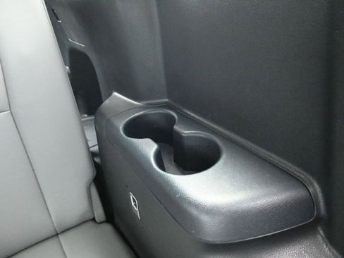 Used 2023 Toyota Highlander XLE image 34