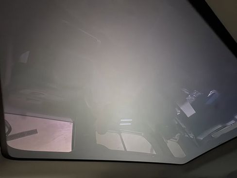 New 2025 Volkswagen ID. Buzz 1st Edition image 64