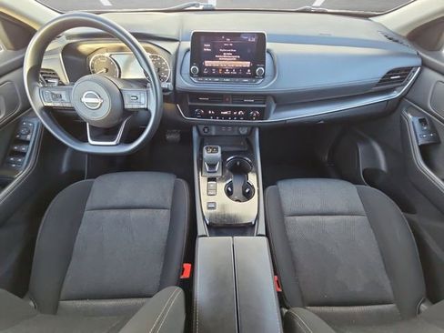 Used 2024 Nissan Rogue SV FWD image 20