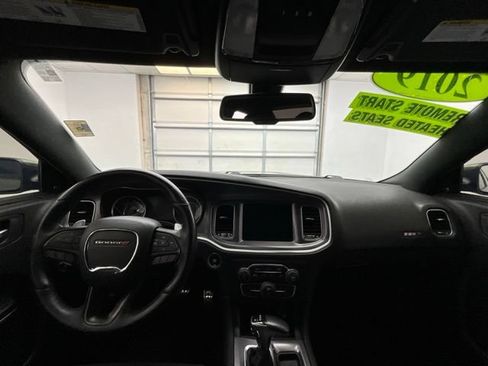 Used 2019 Dodge Charger Scat Pack RWD image 4