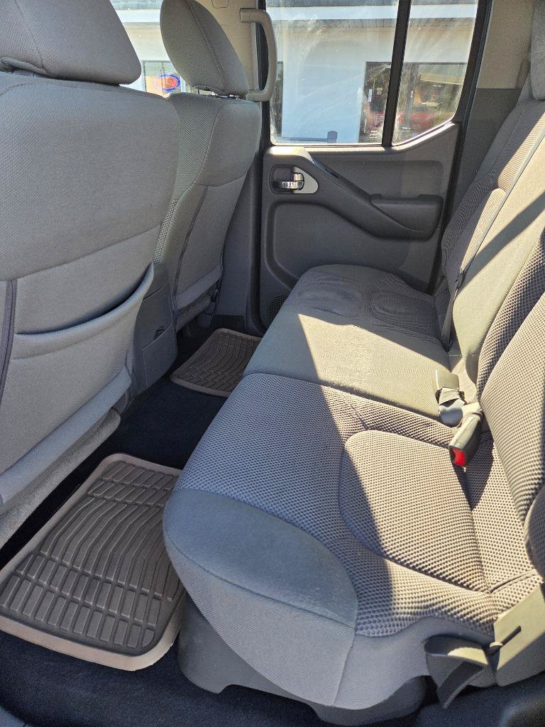 Used 2019 Nissan Frontier SV w/ Value Truck Package RWD image 10