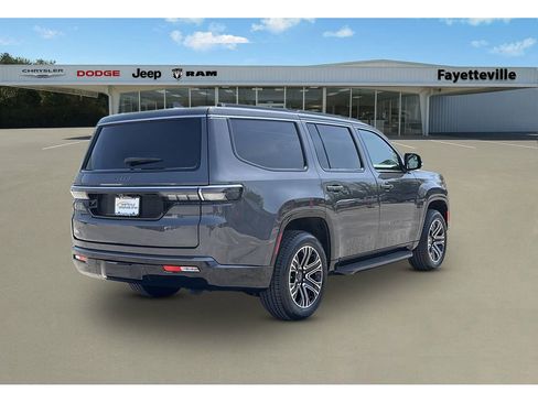 New 2026 Jeep Grand Wagoneer 2WD image 3