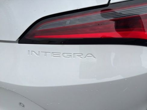 Used 2025 Acura Integra A-Spec image 9