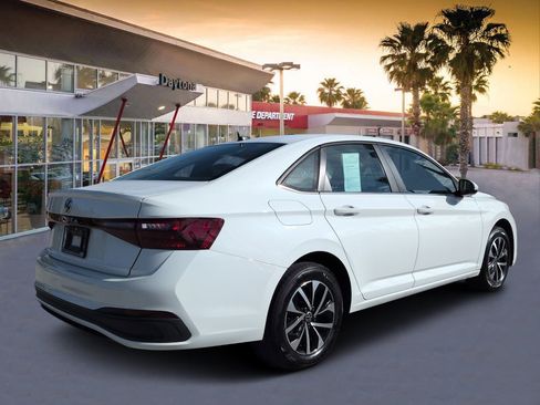 Used 2025 Volkswagen Jetta S FWD image 3