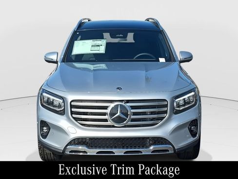 Used 2026 Mercedes-Benz GLB 250 image 2