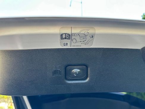 Used 2017 Lincoln MKX Select w/ Select Plus Package image 26