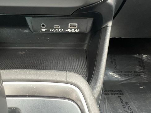 Used 2024 Subaru Crosstrek 2.0i Premium AWD/4WD image 29