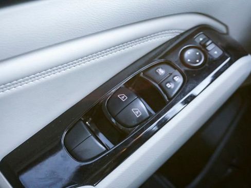 Used 2022 Nissan Altima 2.5 Platinum image 26