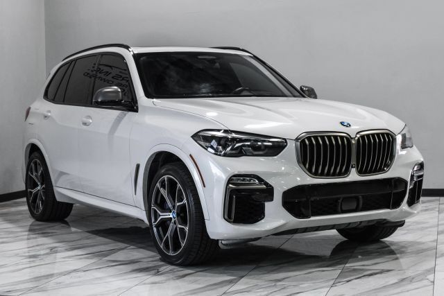 Used 2020 BMW X5 M50i AWD/4WD image 9
