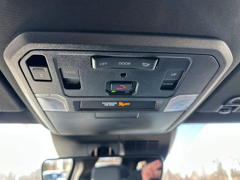 Used 2025 Toyota Tacoma TRD Sport w/ TRD Sport Upgrade Package image 24