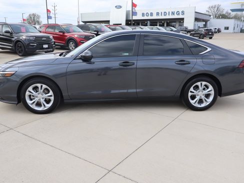 Used 2025 Honda Accord LX image 9