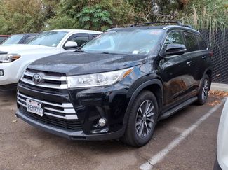 Used 2018 Toyota Highlander XLE FWD video 1