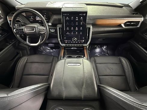 Used 2025 GMC Yukon Denali image 52