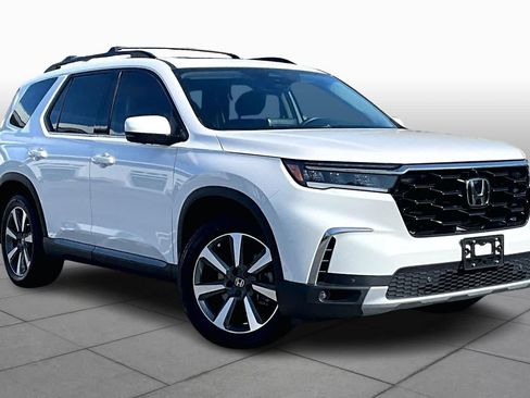 Used 2024 Honda Pilot Elite image 3