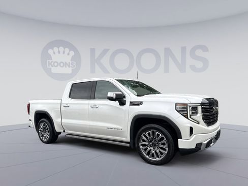 Used 2023 GMC Sierra 1500 Denali Ultimate AWD/4WD image 10