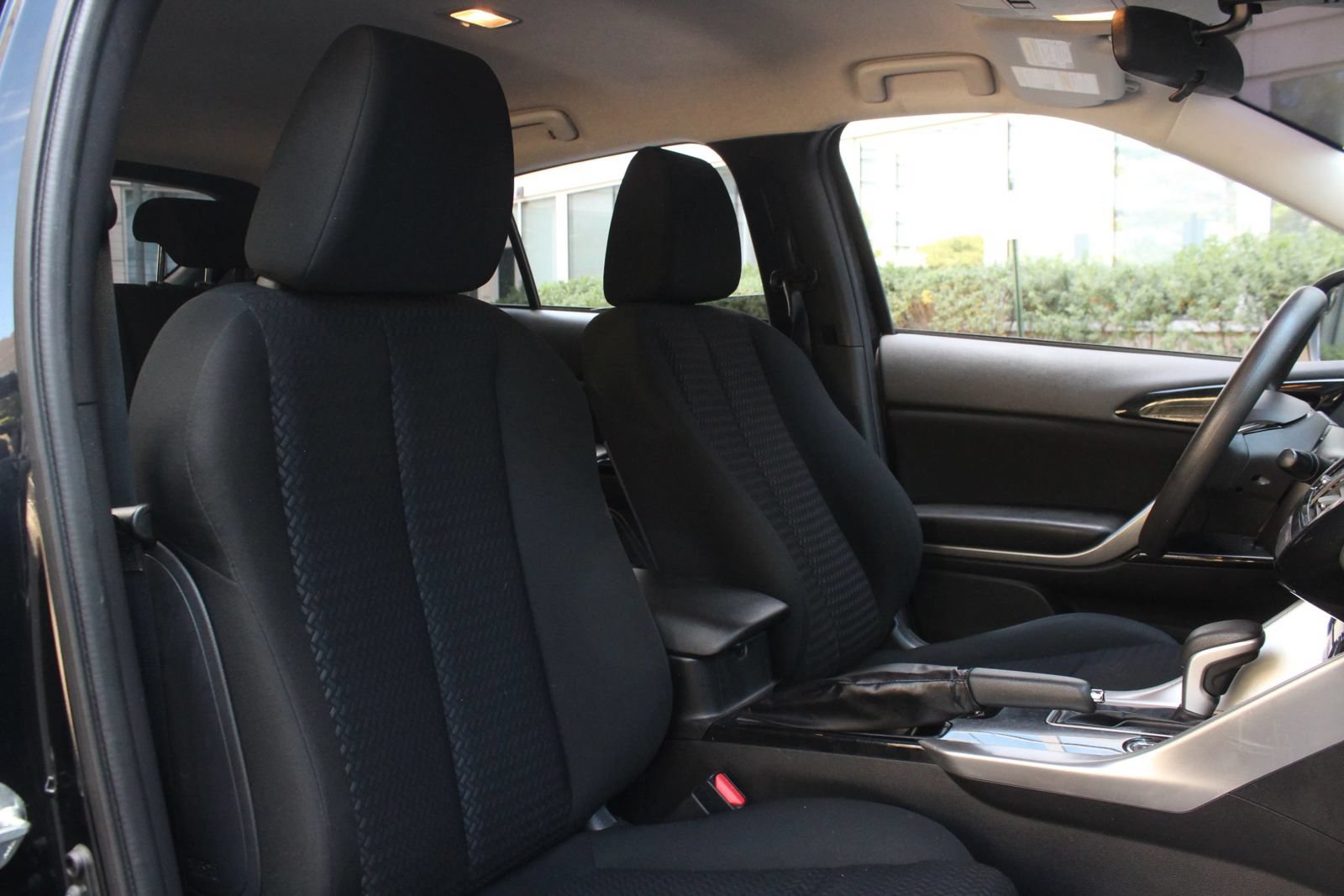Used 2023 Mitsubishi Eclipse Cross LE AWD/4WD image 23