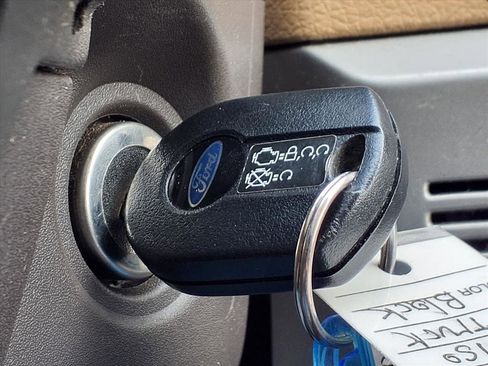 Used 2013 Ford F150 Lariat w/ Luxury Equipment Group image 12