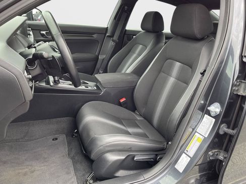 Used 2025 Honda Civic Sport image 13