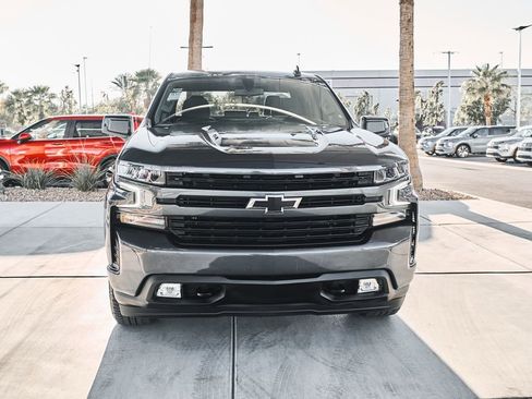 Used 2022 Chevrolet Silverado 1500 RST w/ Z71 Off-Road Package AWD/4WD image 7