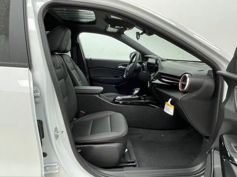 New 2026 Chevrolet Trax RS w/ Sunroof Package image 14