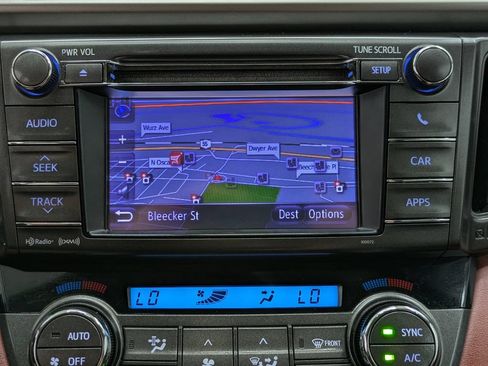Used 2013 Toyota RAV4 Limited AWD/4WD image 8