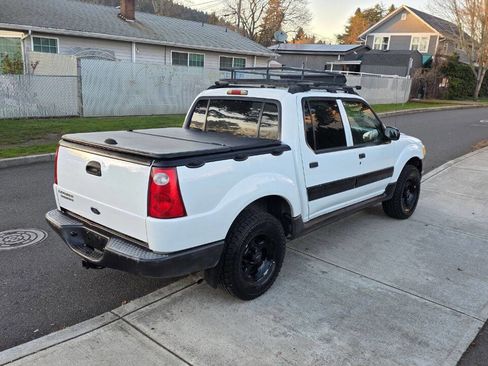 Used 2004 Ford Explorer Sport Trac XLT image 5