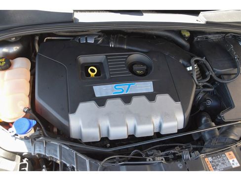 Used 2015 Ford Focus ST w/ Equipment Group 402A image 23