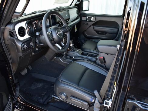 New 2025 Jeep Wrangler Sport S image 19