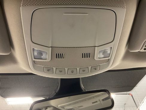 Used 2023 Ford Edge Titanium image 25