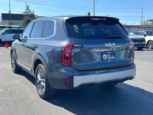 Used 2023 Kia Telluride LX image 9