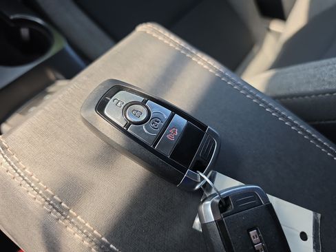 Used 2025 Ford Bronco Big Bend AWD/4WD image 32
