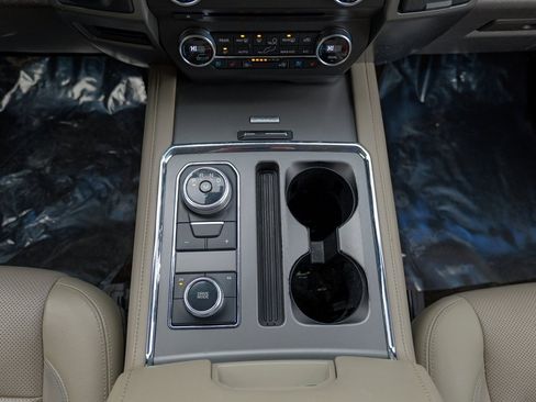 Used 2018 Ford Expedition XLT w/ Equipment Group 202A image 52