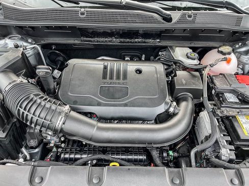 Used 2025 Chevrolet Blazer LT w/ Sound & Technology Package image 27